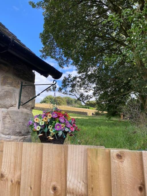 Hazelwood Luxury Detached Peak District Stone Barn - Dog Friendly 빌라 외부 사진
